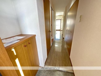 ＲｅＸＩＳ塩上（レクシスシオガミ）[1R/22.23m2]の玄関