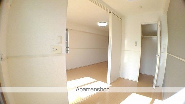 シェーナ下到津の内装写真
