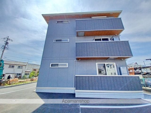 トリシア高田の外観写真