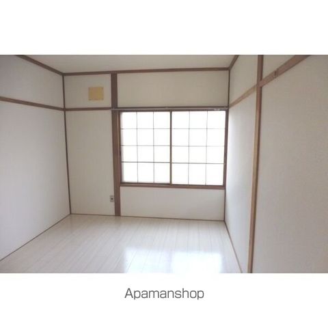 清水ハイツの内装写真
