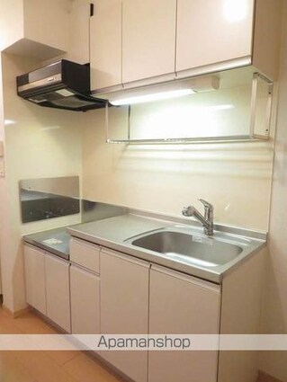 東京都八王子市元本郷町４丁目[2K/31.65m2]のキッチン