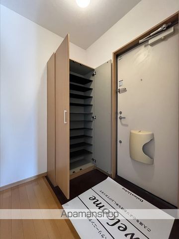 リースランド今 A棟の内装写真