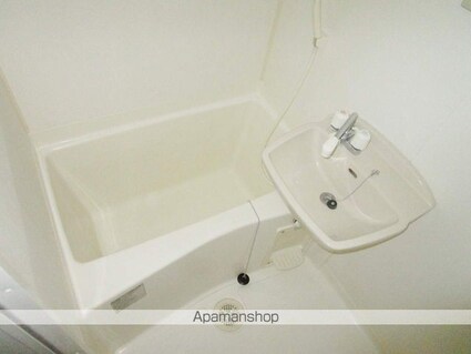 レオパレス城東[1K/23.61m2]のバス