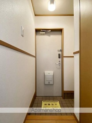 岡山県倉敷市老松町５丁目[1K/34m2]の玄関