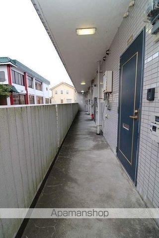 マンションシャルムAの玄関写真
