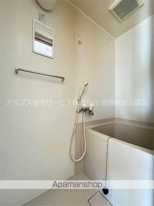 鷺宮３丁目アパート[1R/16.11m2]のバス