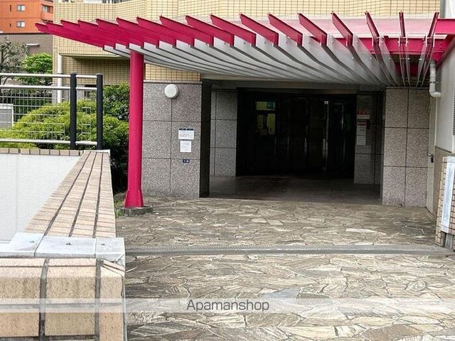 コラム神泉の玄関写真