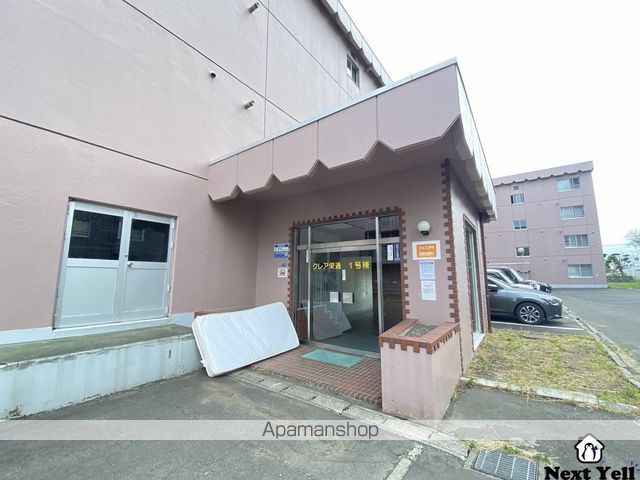 クレア栄通1号棟の玄関写真