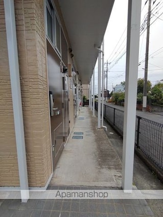 レオパレスサンガーデン高幡[1K/19.87m2]のエントランス