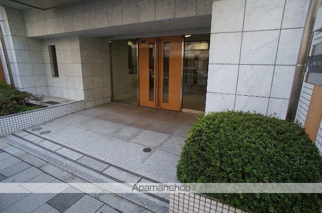 コンフォリア新宿御苑Iの外観写真