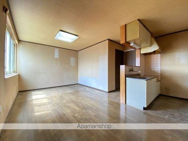 ヒルズクレスト富岡の内装写真