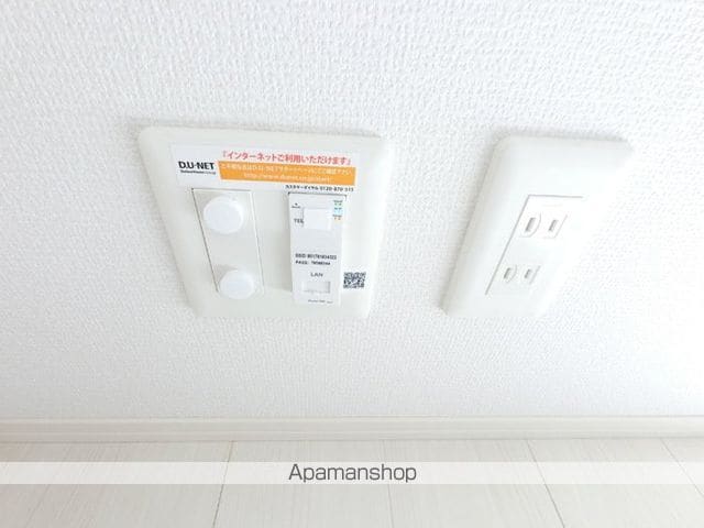アクセル ウエストの内装写真