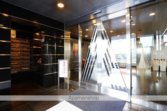ベイステージ元町の玄関写真
