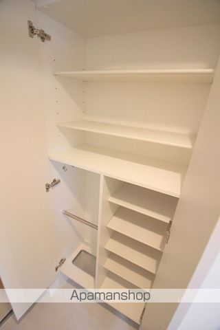 ESREAD中之島ザ・コアの内装写真