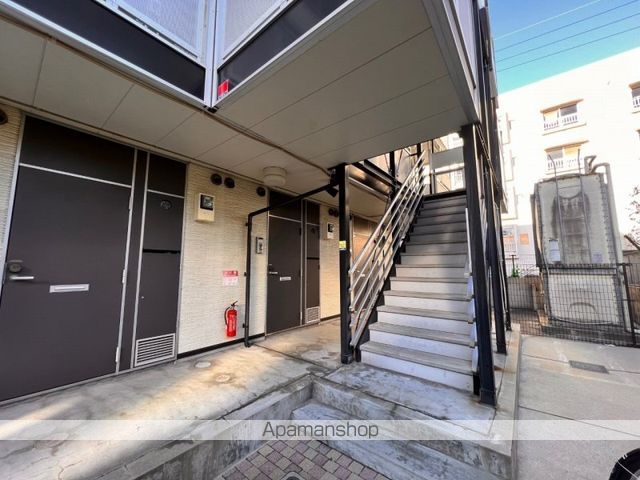 レオパレスエーデル菱屋西の玄関写真