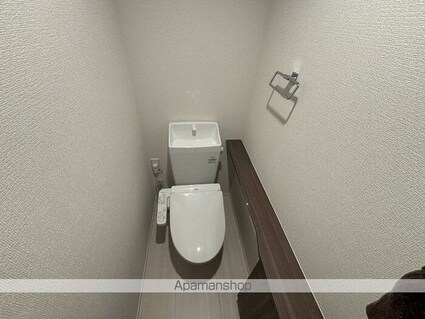 Ｄ’Ｂｌｅｓｓ上大岡[1LDK/45.4m2]のトイレ