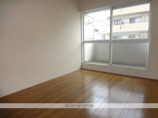 グリーンファンタンの内装写真