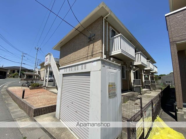 エマーブルI B棟の外観写真