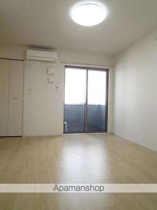 ＦＬＡＴ　ＹーⅢ[1LDK/45.8m2]のリビング・居間