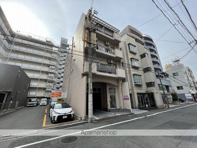 中本ビルの外観写真