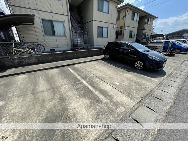ファミーリオ細木Aの外観写真