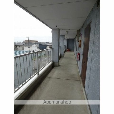 第二山本ビルの玄関写真