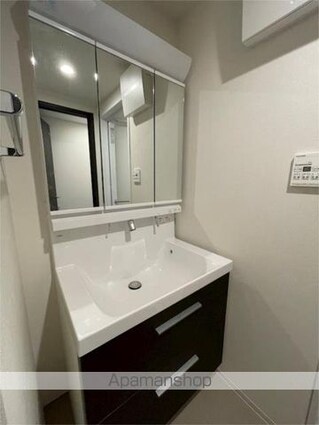 ルミネ中央[2LDK/54.89m2]の洗面所