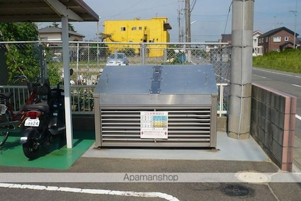 テラーサ希[3LDK/66.7m2]の共用部1