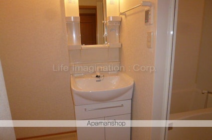 リバーレイクヒルズ[1K/25.97m2]の洗面所