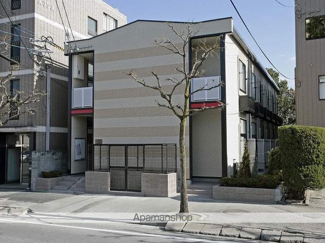 レオパレスコスモスの玄関写真
