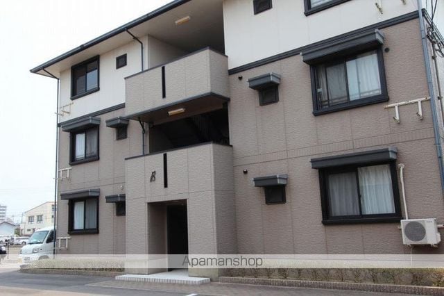 グランツ松島B棟の外観写真