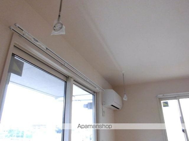 ハイフィールド Cの内装写真