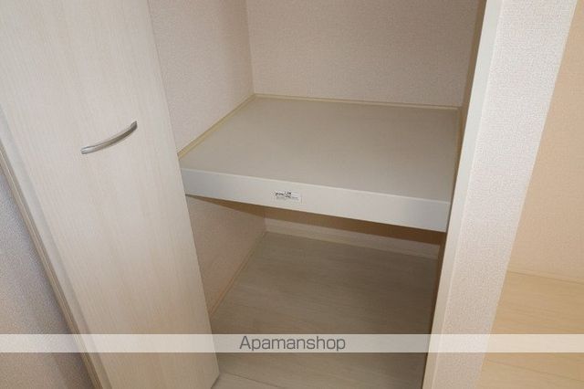 ハイツ・リヴェールの内装写真