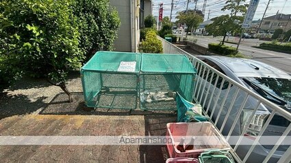 グランドール宇津木台Ａ[3LDK/66.44m2]の共用部2