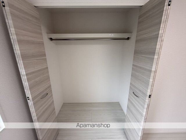アレテー開出の内装写真