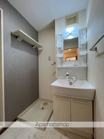 メゾンドール小烏 B棟の内装写真