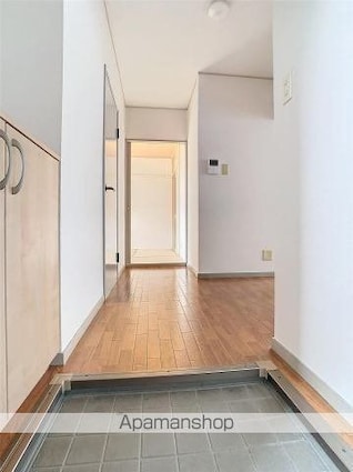 サンビレッジ白金Ｂ棟[2LDK/52.66m2]の玄関