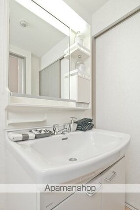 フラテ西荻窪[3LDK/66.45m2]の洗面所