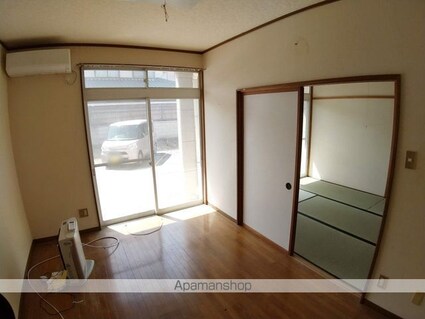 ロイヤルコーポ松本[2DK/39.6m2]のリビング・居間