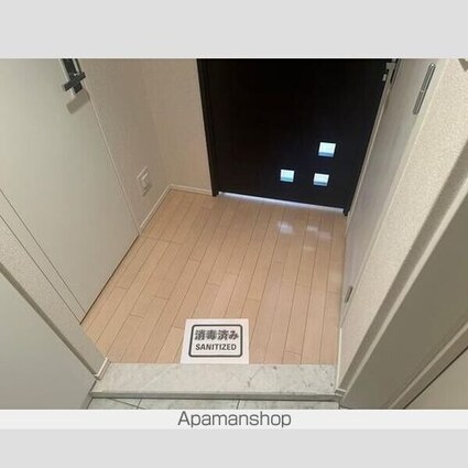 スタンビューレ中野坂上[1LDK/36.68m2]の玄関