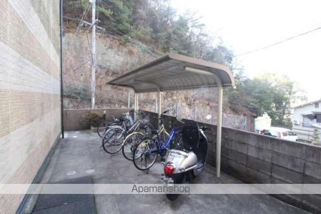 レオパレス谷万成の外観写真