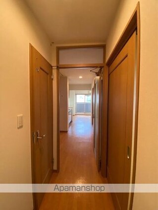 グロリアス[1LDK/41.79m2]の玄関