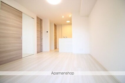 ＤーｒｏｏｍＫＯＴＯＢＵＫＩ[2LDK/55.03m2]のリビング・居間