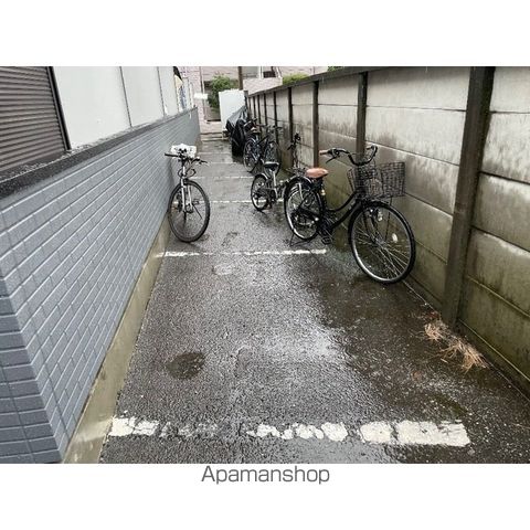 ロゼリアのその他写真