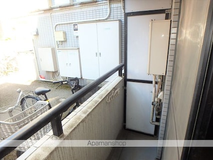 メゾン・ド・オンブラージュ[1K/16.24m2]のバルコニー