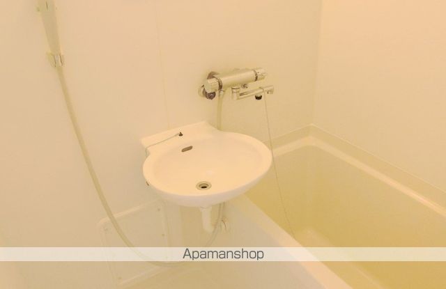 レオパレスさつき[1K/22.35m2]のバス