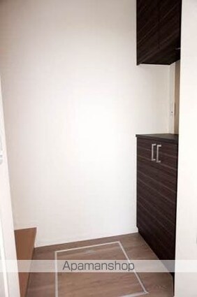 ジャルダンⅡ[2LDK/76.32m2]の玄関