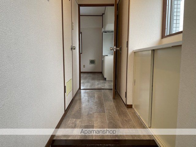 ランドスルー戸坂の内装写真
