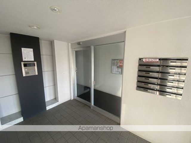 アイアール平岸の玄関写真