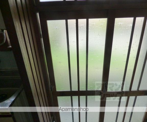 修学院坪江町貸家の内装写真